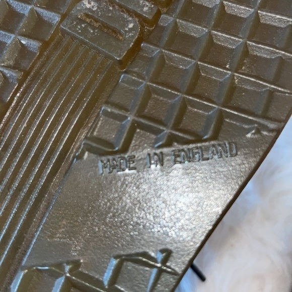 DR.MARTENS Air Wair tan light brown lace up shoe men size 6/women size 8 England - Picture 16 of 17